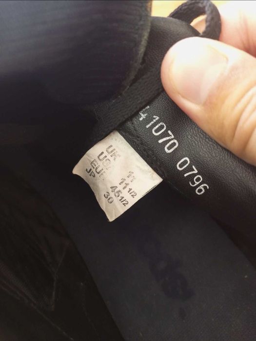 Продам бутсы футбольные UHLSPORT 45 размер
