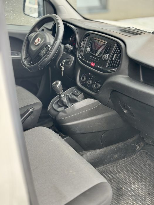 Fiat Doblo Maxi 1.6 Diesel Oplaty Na Rok 3 osobowy Bluetooth