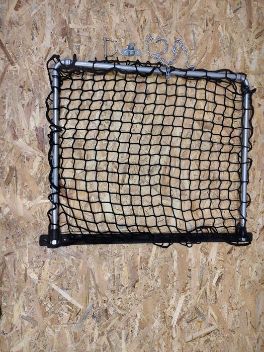 Paśnik dla koni siatka na siano 45x45 oczko
