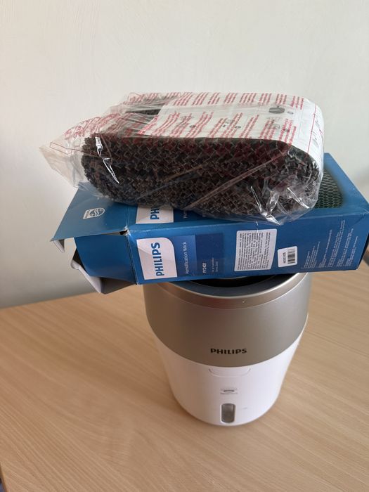 Увлажнитель воздуха Philips HU4803/01