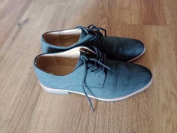 Buty chłopięce eleganckie, rozmiar 40