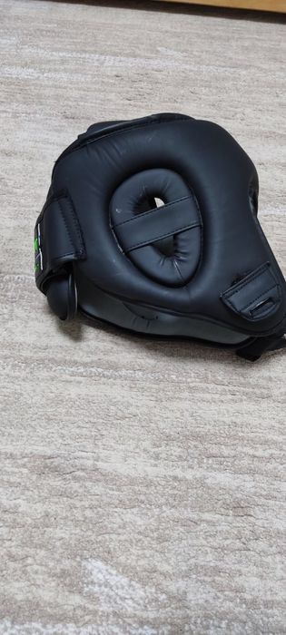 Шлем для кікбоксингу