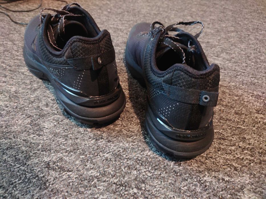 Buty Męskie Peak Performance numer 45. Nie Adidas, NIke, Puma