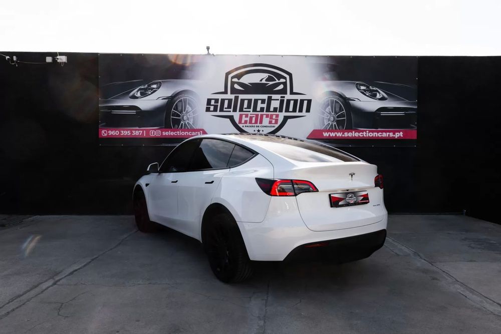 Tesla Model Y Long Range Tração Integral