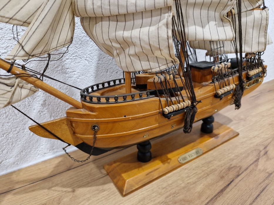 Statek HMS VICTORY / Drewniany model z USA / 20-letni / Polecam!