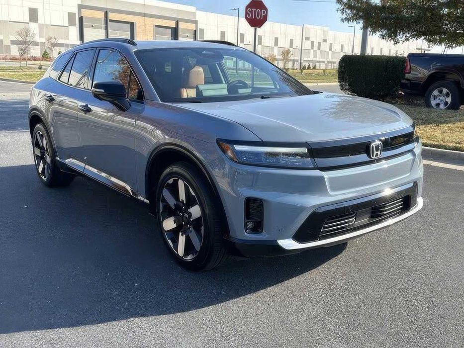 Маєш обмежений бюджет, але мрієш про нову машину?
Не варто відкладати свої плани! Ми пропонуємо авто на будь-який гаманець. Перший внесок лише 10%, а розтермінування та кредитування на вигідних умовах до 5 років. Вибирай серед 4000 авто в наявності або замовляй з економією до 40%. Поспішай — кількість авто обмежена, а перші клієнти отримають додаткову знижку. Телефонуй просто зараз!