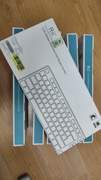 Teclado e rato sem fio - RII k200 - Novo