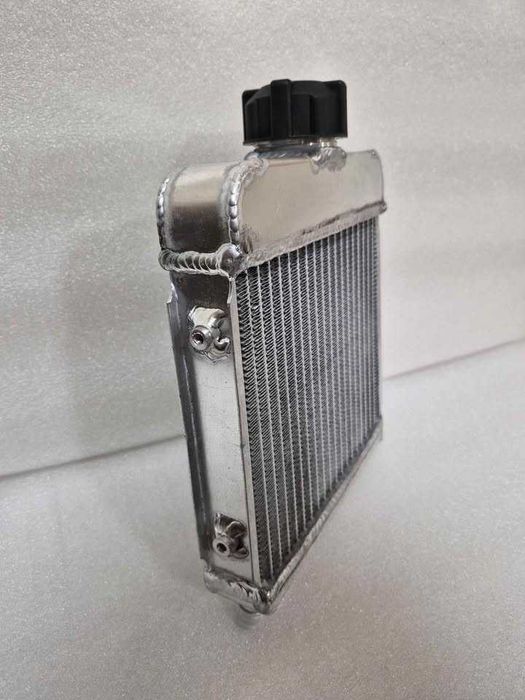 Radiador Aluminio Casal 6V/ RZ/ Magnum/ Fera