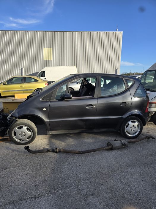 Mercedes A170 sem motor. 900€