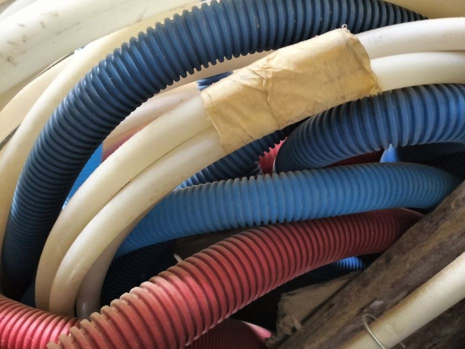 Tubo eléctrico e de água pex