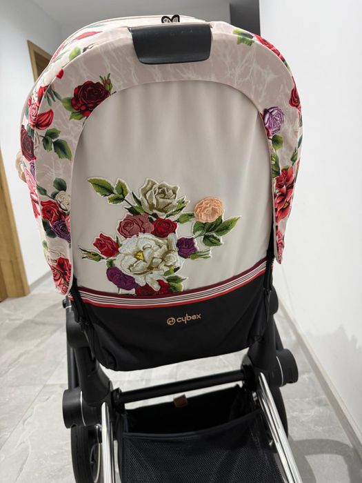 Wózek spacerówka Cybex Priam 2.0 Blossom Light