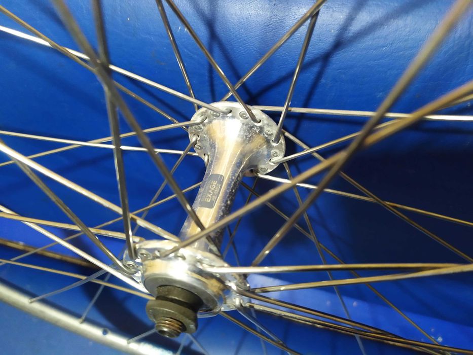 Колесо 28, Shimano Exage, обод Rigida перед