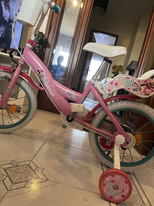 Bicicleta infantil femenina (com rodinhas)