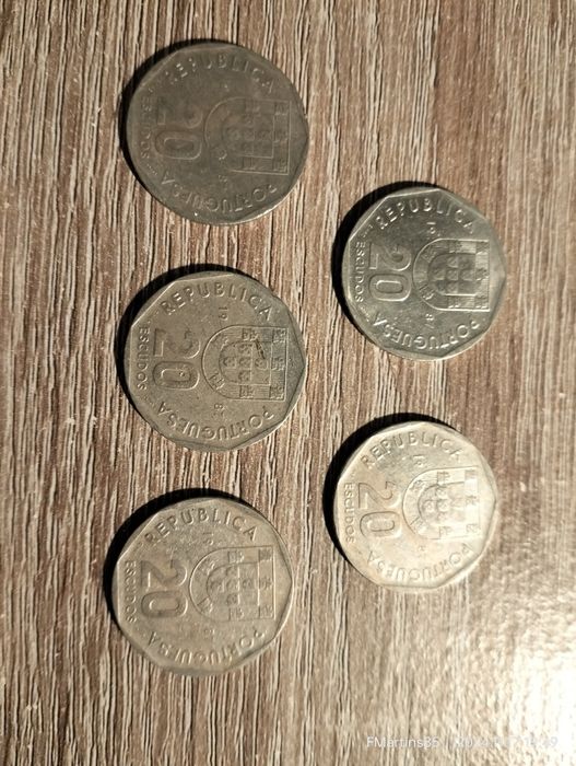Moedas de 20 escudos