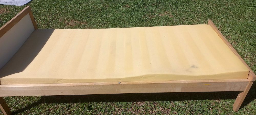Cama solteiro Ikea