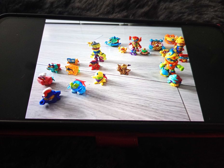 Super Zings plus duże figurki
