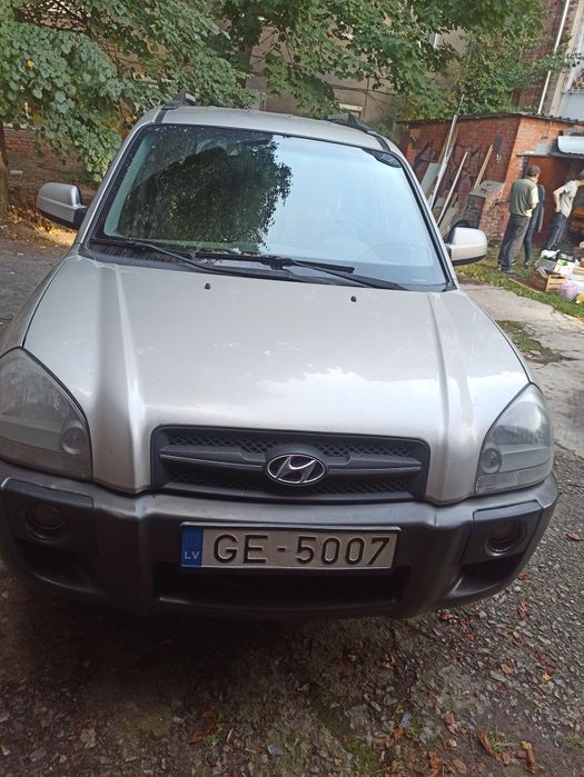 Продам для ЗСУ или Военному Хундай Тюксон 2007 г диз