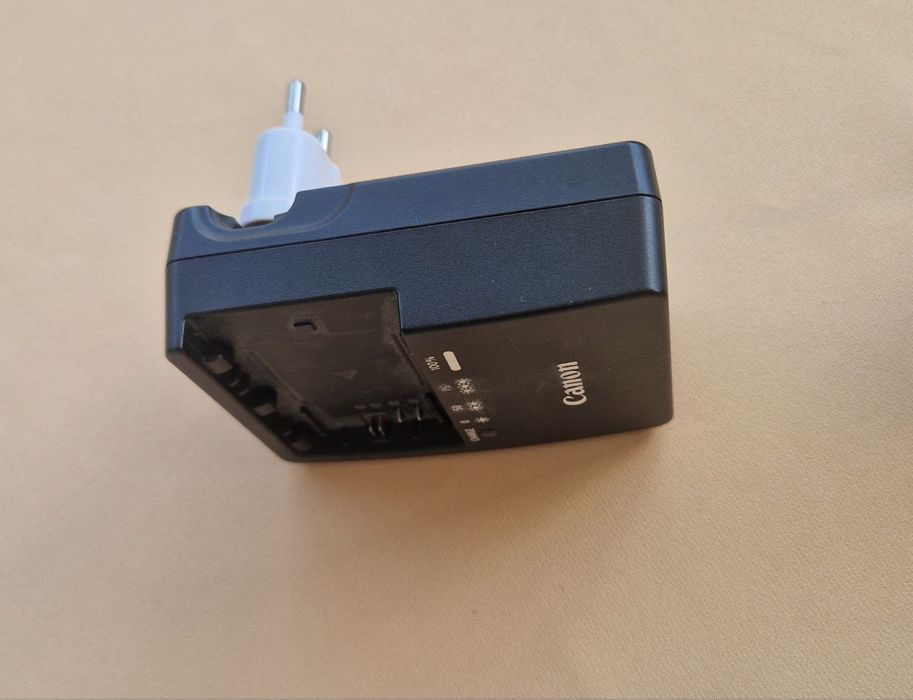 Canon EOS 5D Mark III, і два обʼєктива