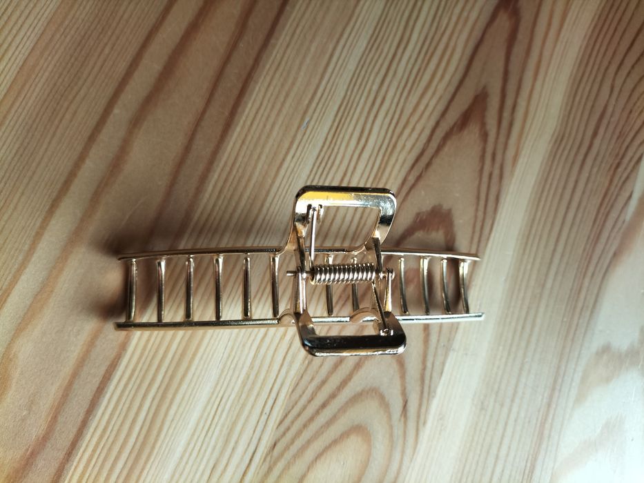 Metalowa klamra do włosów długość 11 cm nowa bez metki.