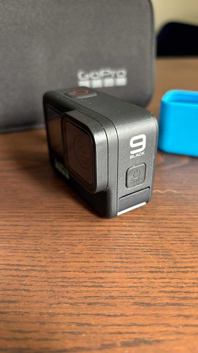 GoPro HERO9 Black 5K + 3 baterie + ładowarka Newell + etui