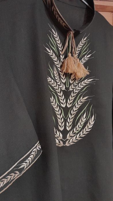 Вишиванки парні, сімейний комплект, вишиті сорочки для пари