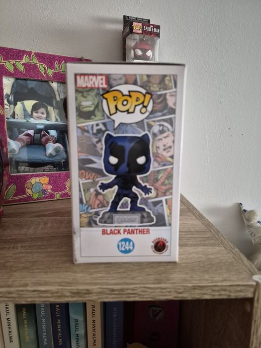 Funko Pop Marvel  Avengers Beyond  - Black Panther With Pin  1244