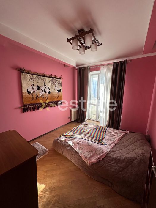 Стильна та простора 3-кімнатна квартира — вул. Варшавська