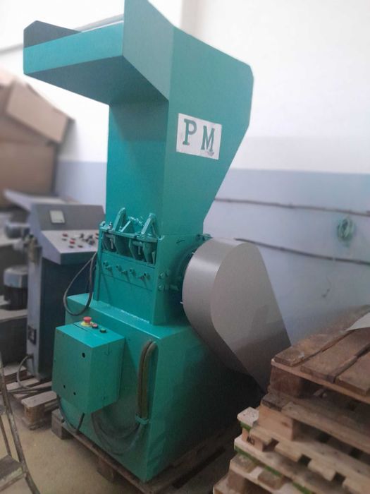 Trituradores plástico cobre cortiça etc.