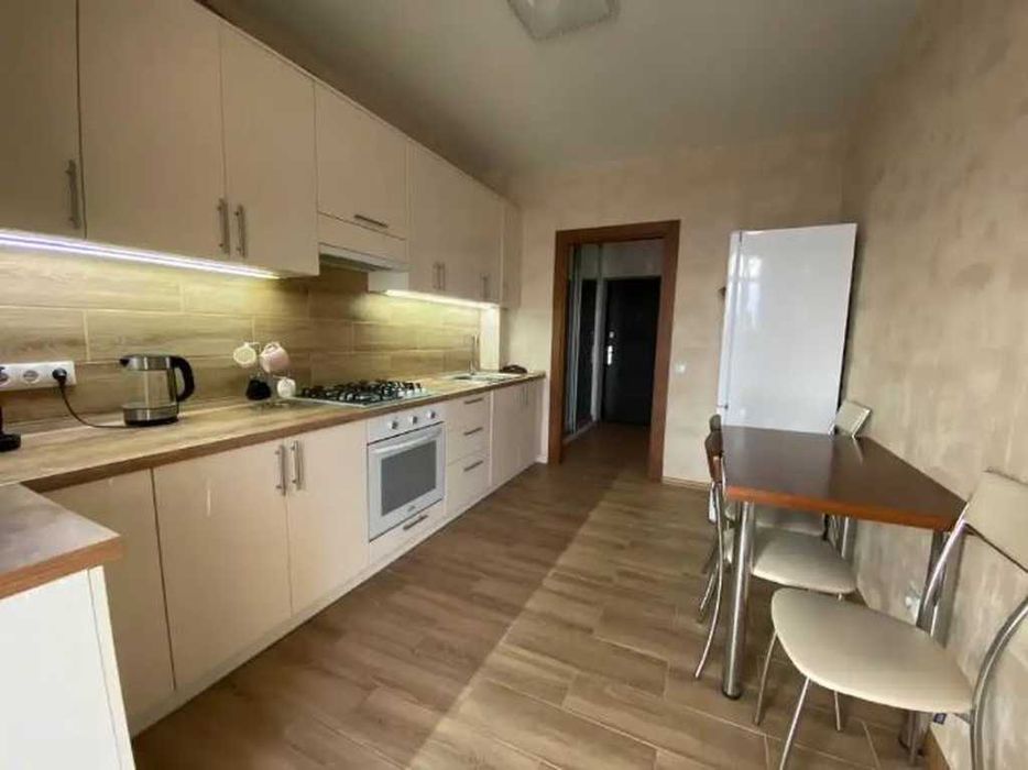 Продам квартиру 41 м², автономка, ЖК "Олімпійський", Лівобережний