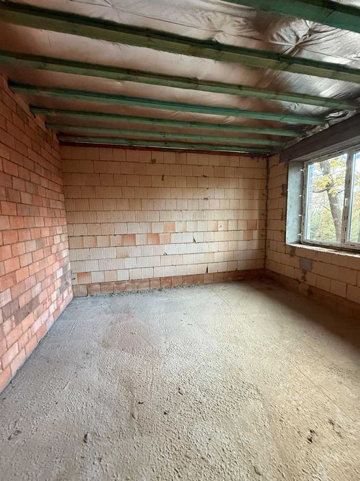 Цегляний будинок в Ірпені  130 м²  4,5 сотки  газ