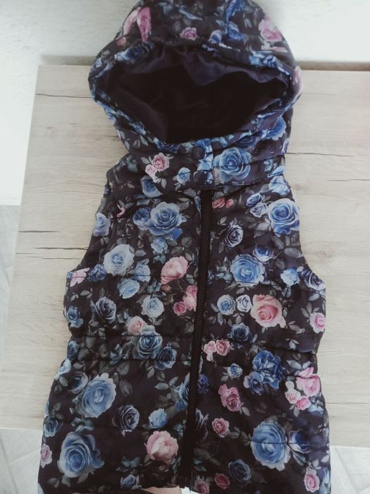 Жилет на девочку