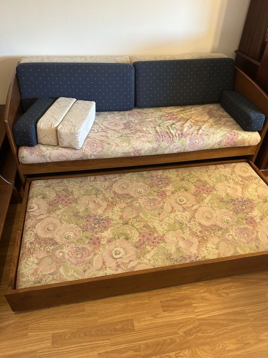 Sofá cama grande