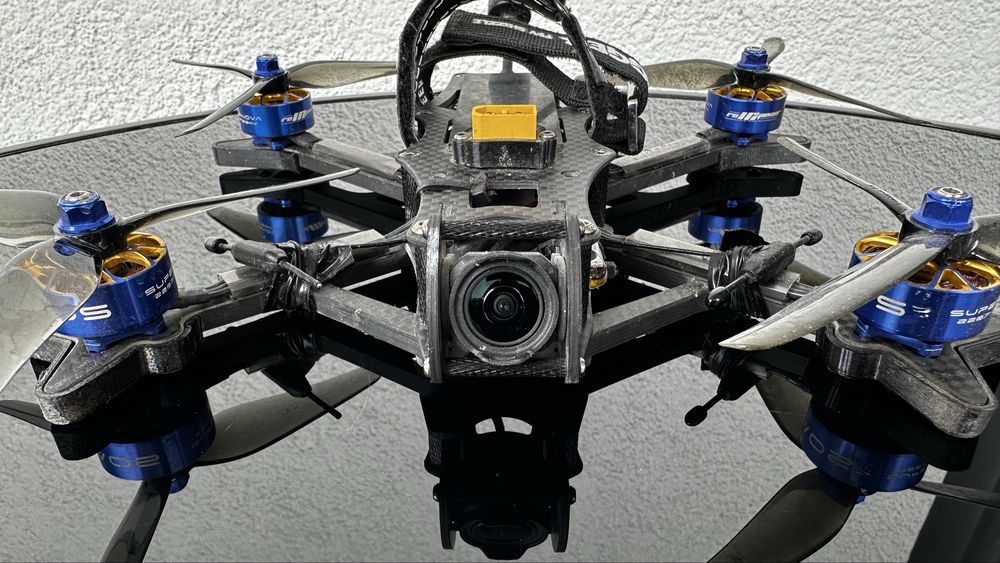 Dron FPV aos5 6S O3 elrs