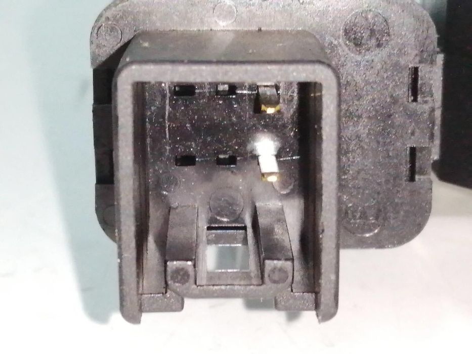 ELEVADOR DE VIDRO TRASEIRO DIREITO MAZDA 2 2005 -3M71A045H22A