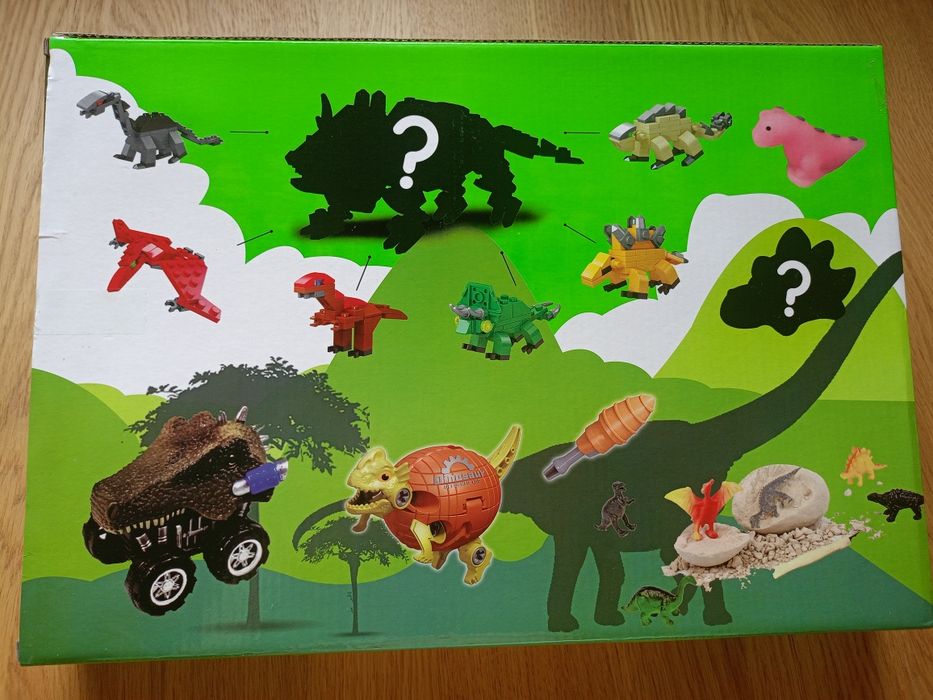 Kalendarz adwentowy dinozaury