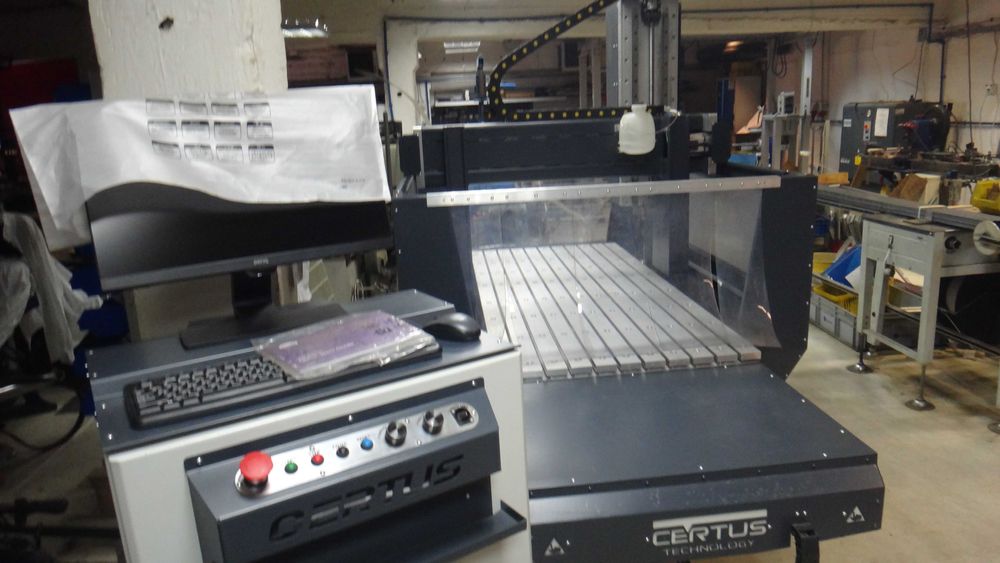 Frezarka CNC  CERTUS HMM 0716 Servo