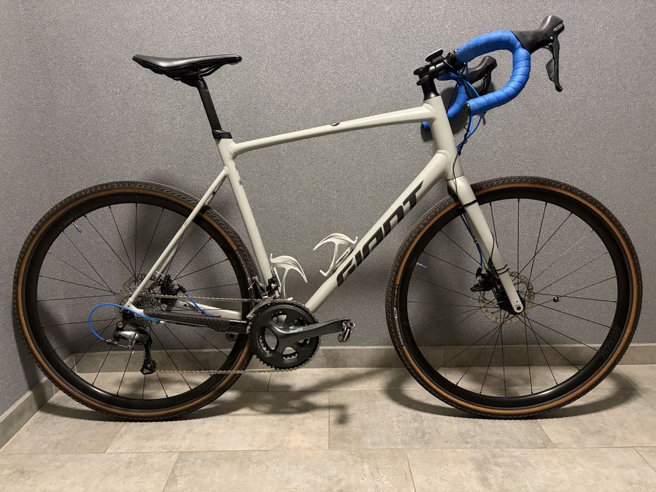 Giant Contend ar2 XL gravel Tiagra, spyre C, pro