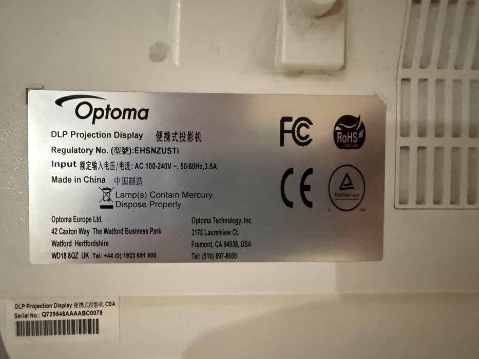 Projektor Optoma EH 320UST + ramie regulowane