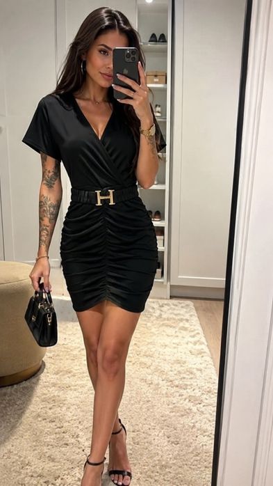 Vestido Preto Drapeado