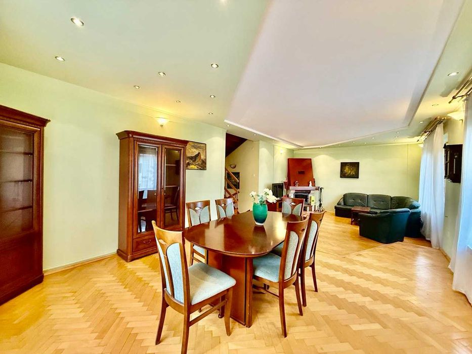 Оренда будинку у Брюховичах біля лісу