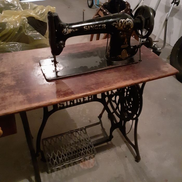 Stara Maszyna do szycia PRL Singer