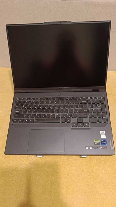 Lenovo Legion Pro 5 / i9-14900HX / RTX 4070 / 32GB / 2TB SSD / 16" (2560x1600) IPS, 165Hz
