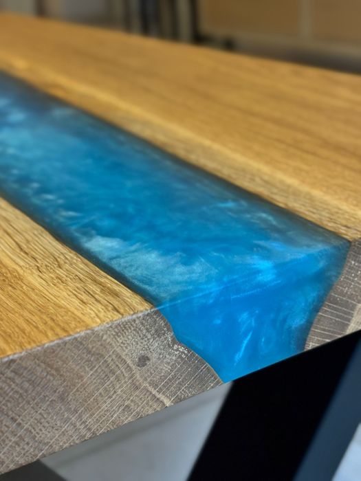 Stolik kawowy z litego drewna