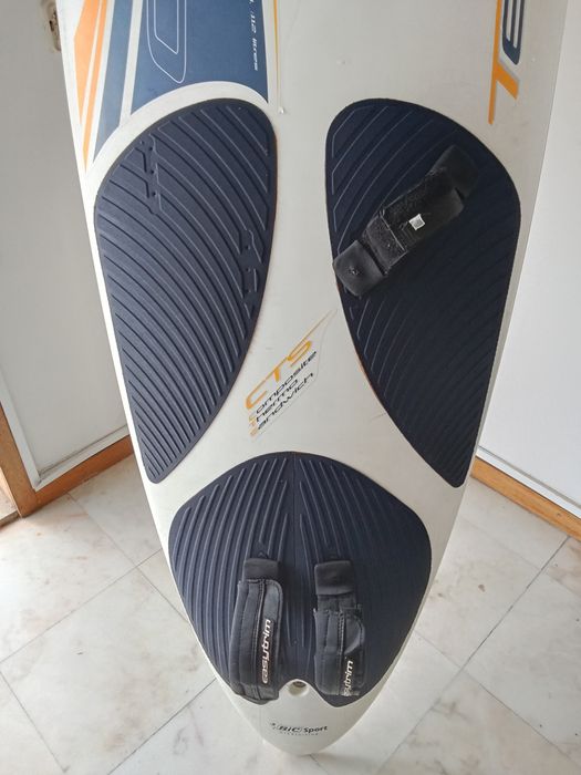 Prancha Windsurf ECHONO Medium