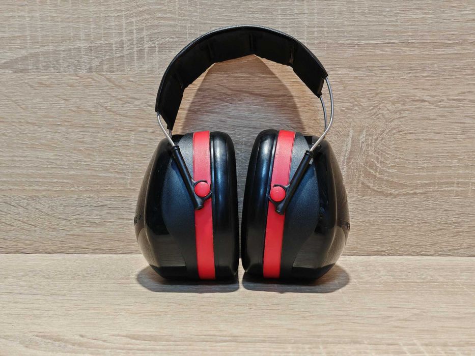 Ochronne słuchawki przeciwhałasowe BHP 3M Peltor Optime III H540A