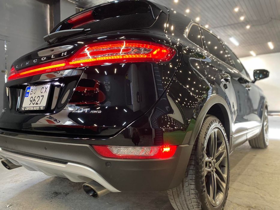 Продаю власне авто Lincoln MKC