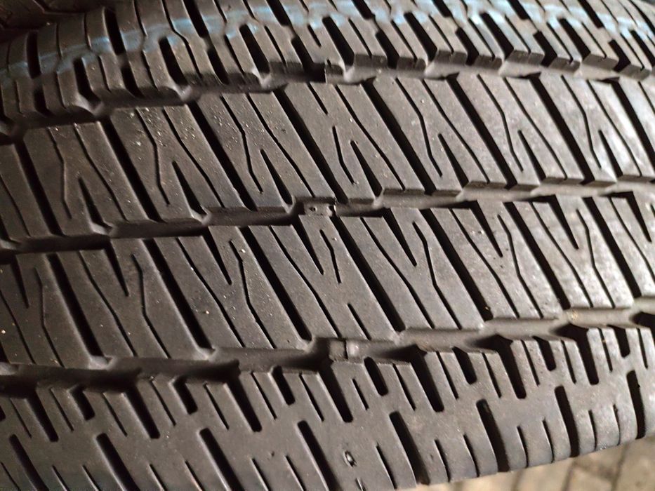 Pneus 215/70r15C Barum (Continental) 70% piso