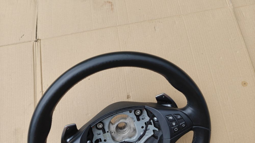 BMW X5 e70 X6 e71 kierownica m pakietu grzana łopatki