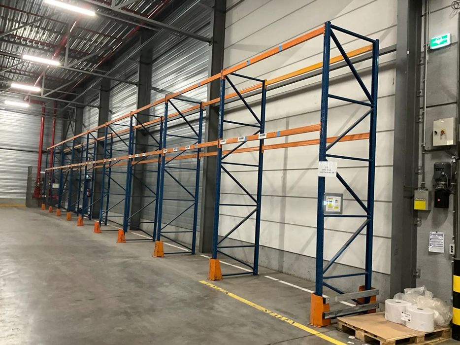 Regały paletowe, magazynowe, cały magazyn 200 miejsc 4metry wysokosci