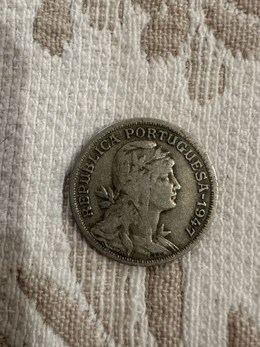 Vendo moeda de 50 centavos de 1947